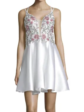 Alyce Paris - Floral V-neck Prom Dress